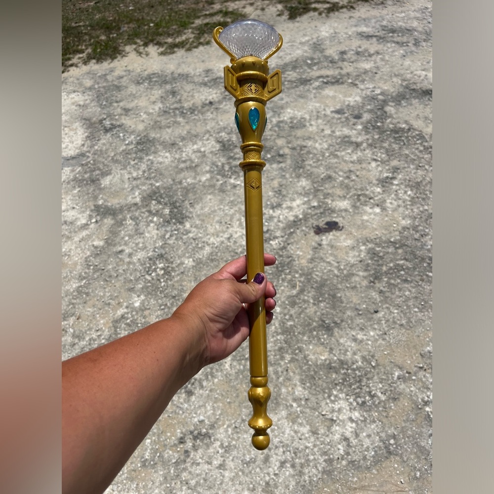 Disney Elena of Avalor Magical Scepter of Light with Sounds
